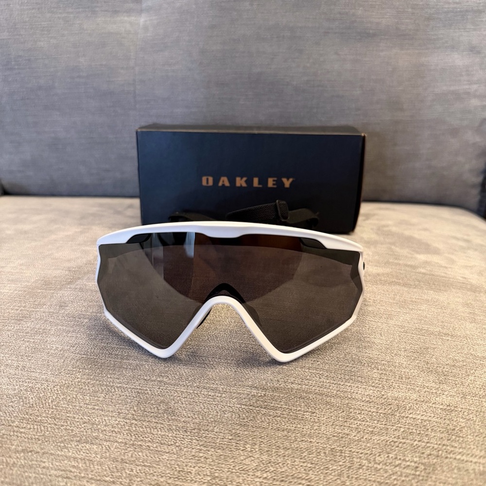 Oakley Shades Men's Wind Jacket 2.0 Sunglasses, Mirror OO9418